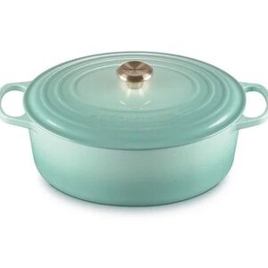 Le Creuset Oval Dutch Oven - Soft Green
